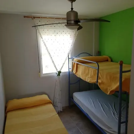 Solmar Ii Solo Familias Serviplaya 普拉亚西拉科