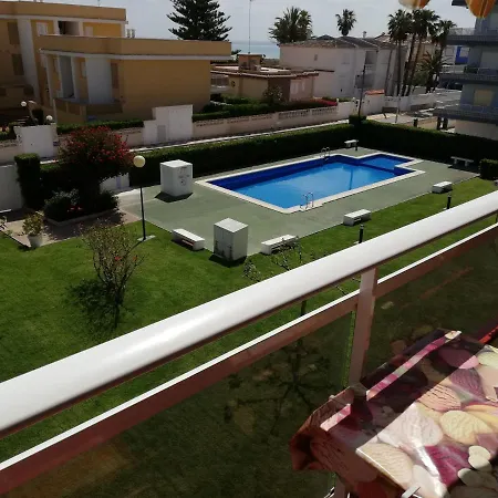Solmar Ii Solo Familias Serviplaya * 普拉亚西拉科